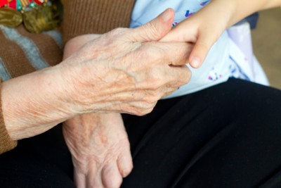 Es beneficioso tanto para los niños como para los abuelos