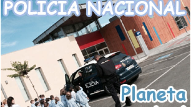 Visita de la Policía Nacional a Planeta Azul